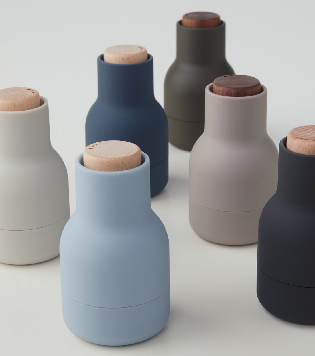 Bottle Small salt and pepper grinders by Norm Architects | Audo Copenhagen