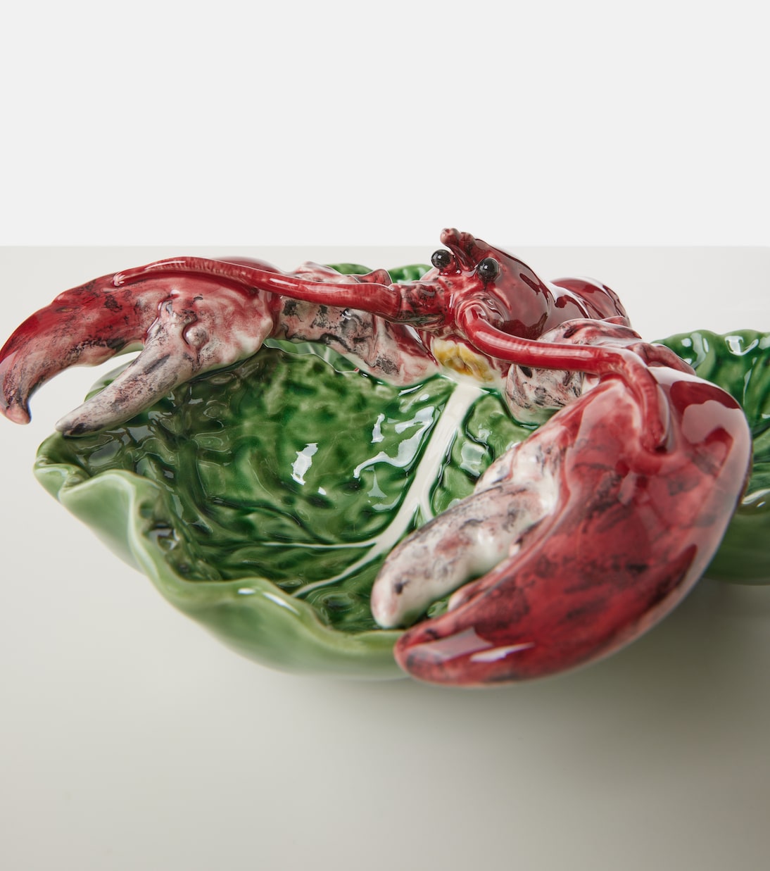 Cabbage With Lobsters Large appetizer plate | Bordallo Pinheiro