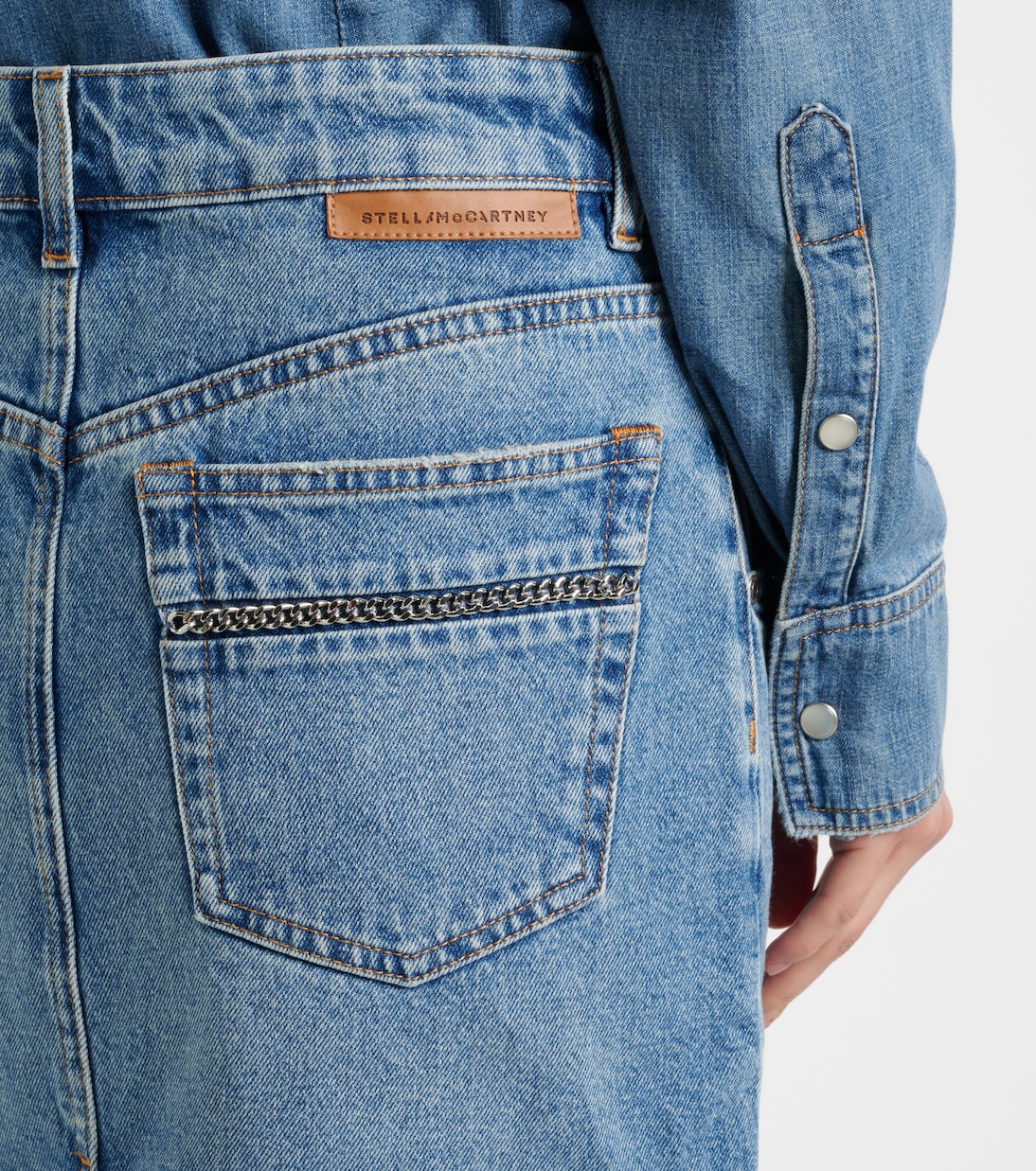 Gonna midi in denim con catena | Stella McCartney