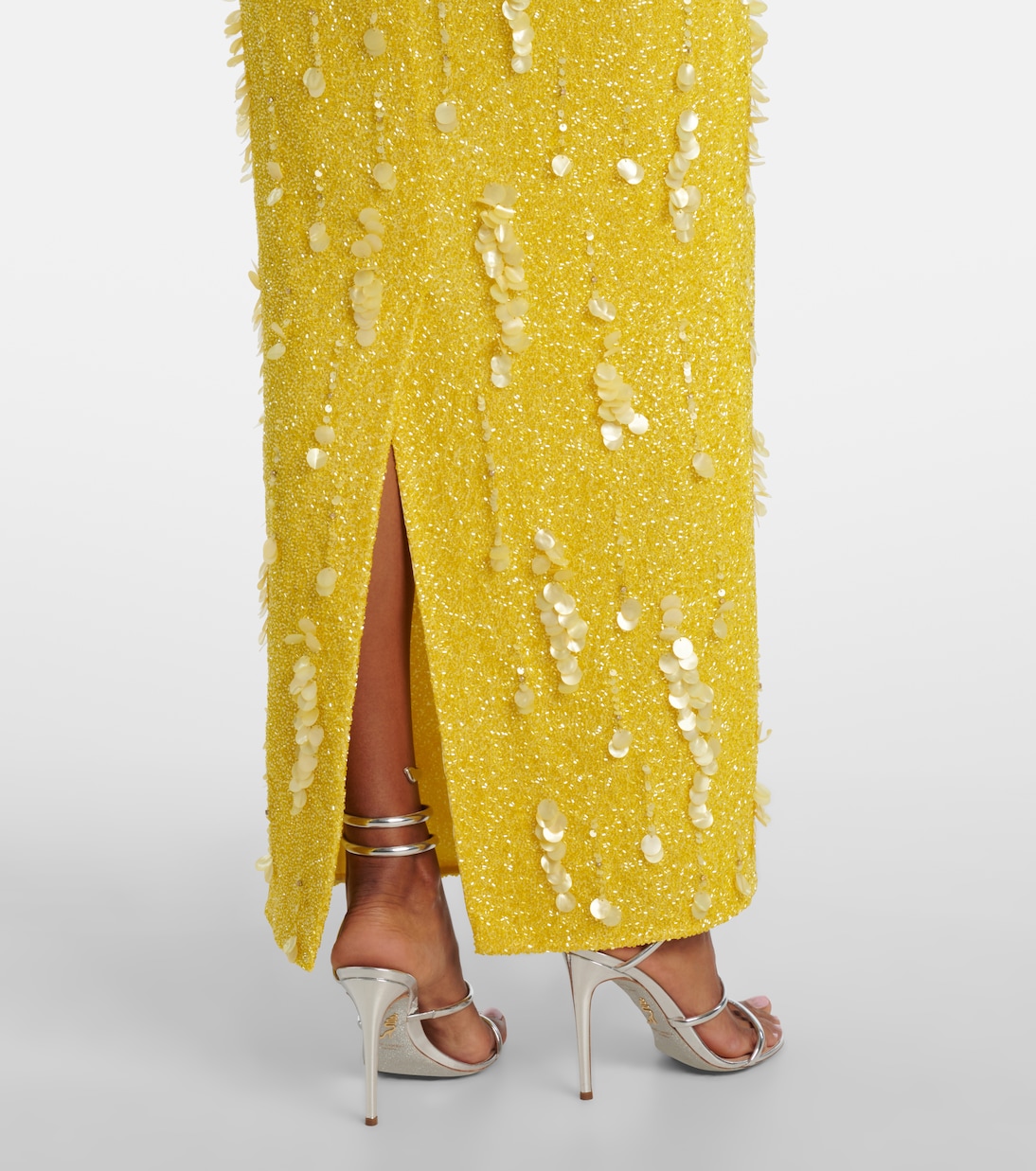 Robe Mimosa mit Pailletten | Clio Peppiatt
