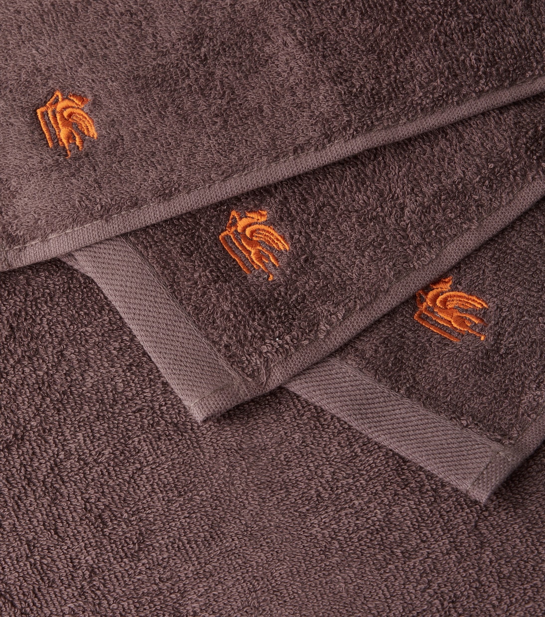 Set Giano aus vier Gästehandtüchern und Korb | Etro