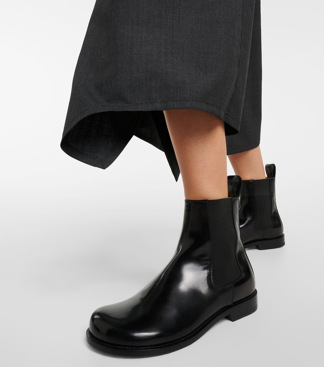Loewe カーフスキン チェルシー ショートブーツ - メルカリ