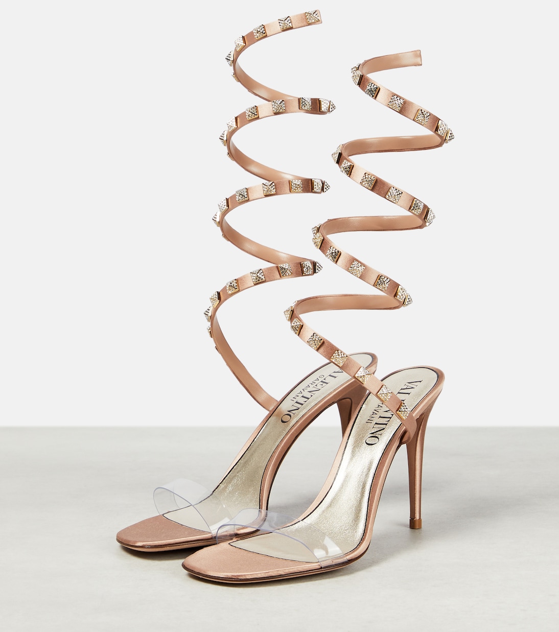 Sandales Rockstud en satin à cristaux | Valentino Garavani