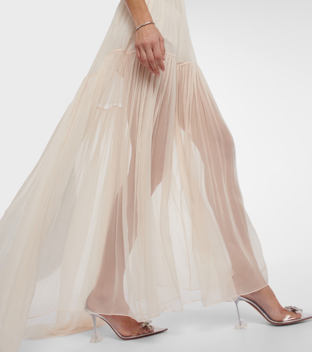 Bridal silk chiffon gown | Nensi Dojaka