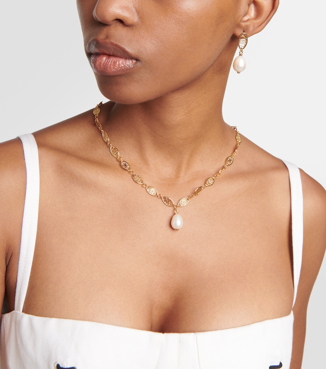 Collana Darcey in pizzo con perle barocche | Chloé