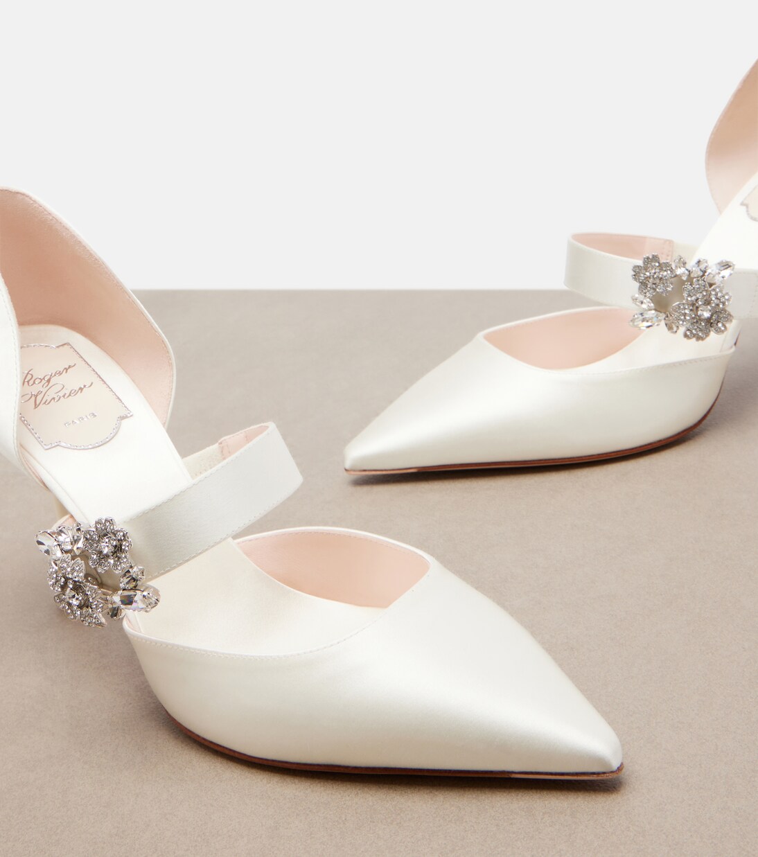 Verzierte Pumps Mini Bouquet aus Satin | Roger Vivier