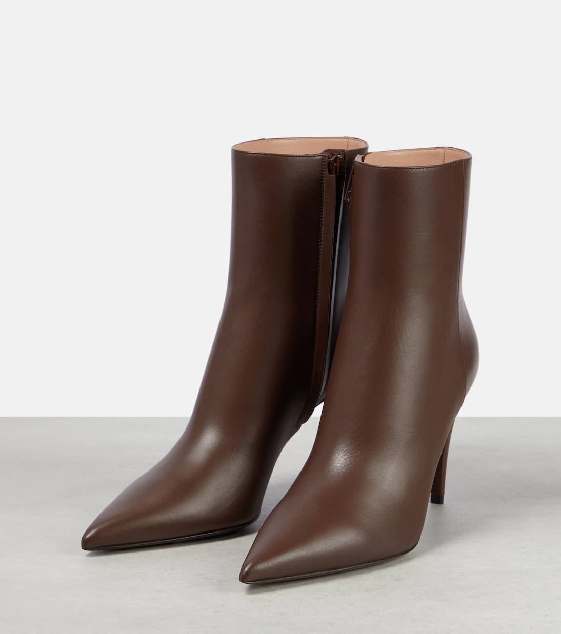 Rockstud leather ankle boots | Valentino Garavani