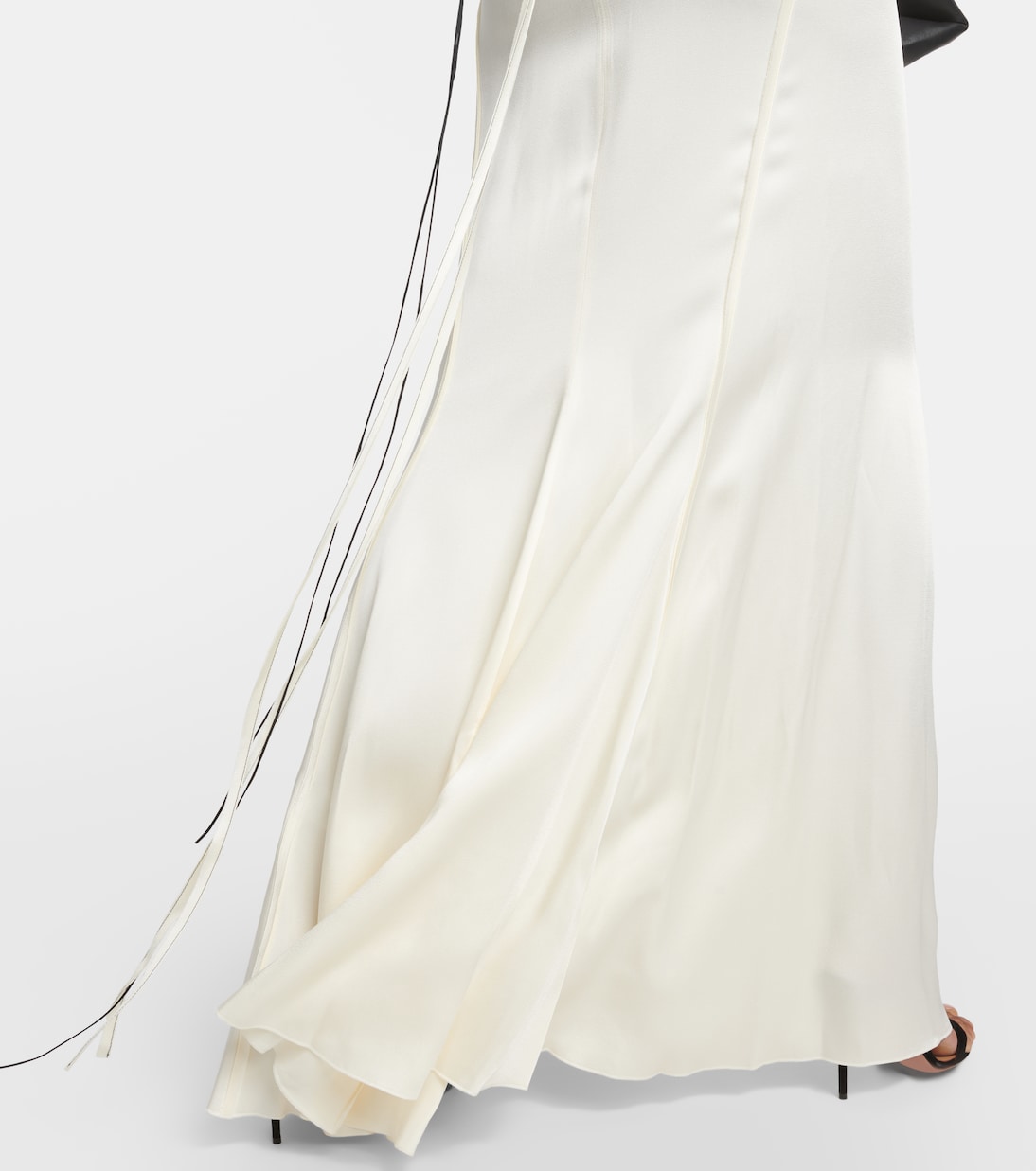 Abito lungo in raso con pizzo | Victoria Beckham
