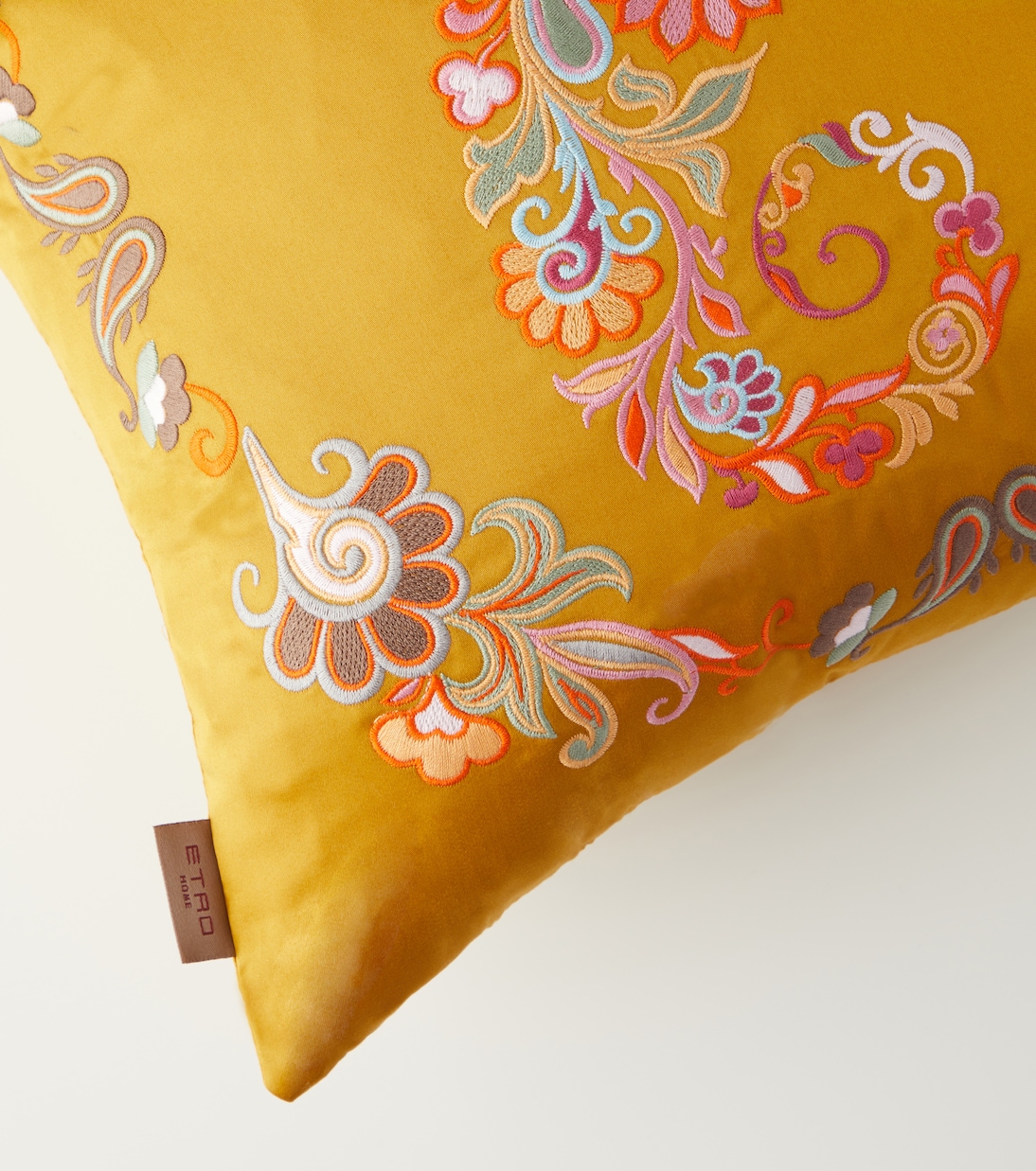 Coussin Kentia brodé en coton | Etro