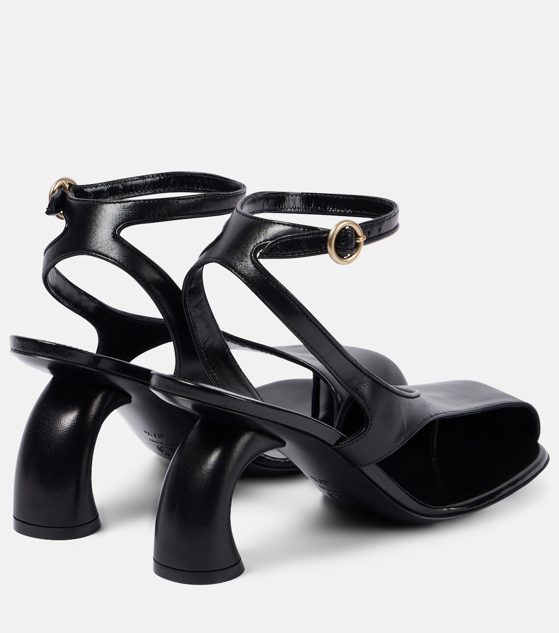 Sandali in pelle firmati Dries Van Noten - Stile giovanile e moderno