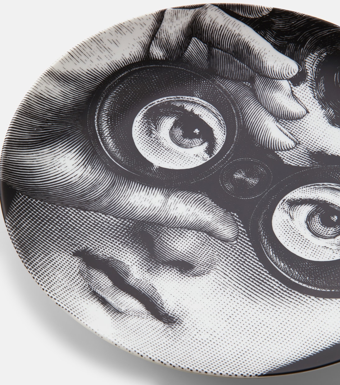Tema e Variazioni n.286 decorative plate | Fornasetti