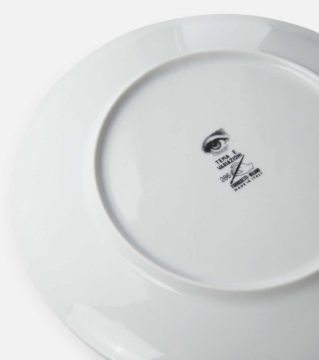 Tema e Variazioni n.286 decorative plate | Fornasetti