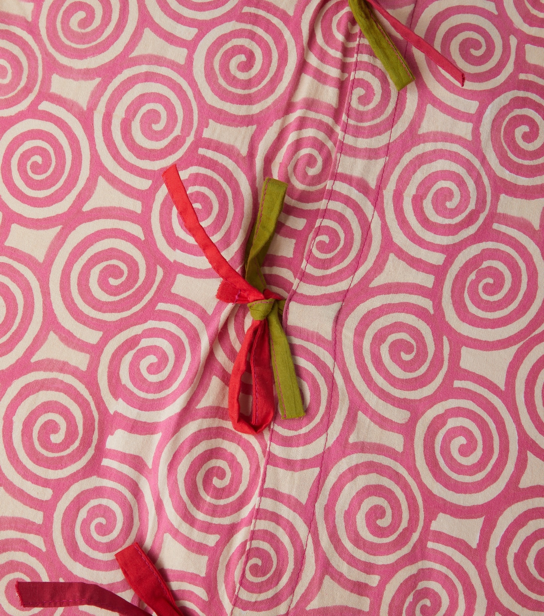 Camelia Magenta Medium cotton cushion | Lisa Corti