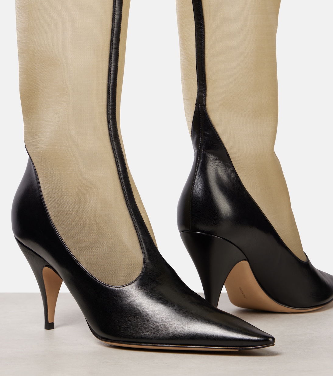 Bottes en résille et cuir | The Row