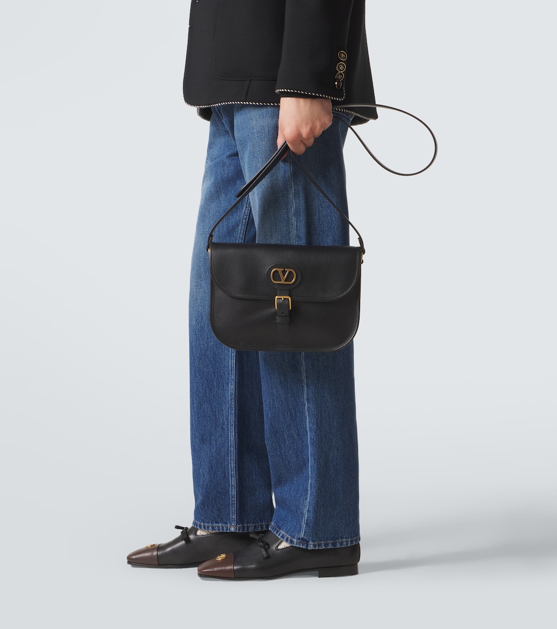 Antibes VLogo leather crossbody bag | Valentino Garavani