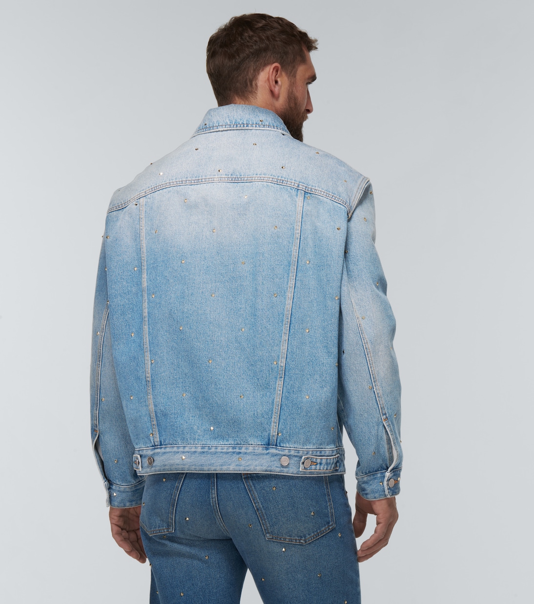 Cazadora en denim con tachuelas | Valentino