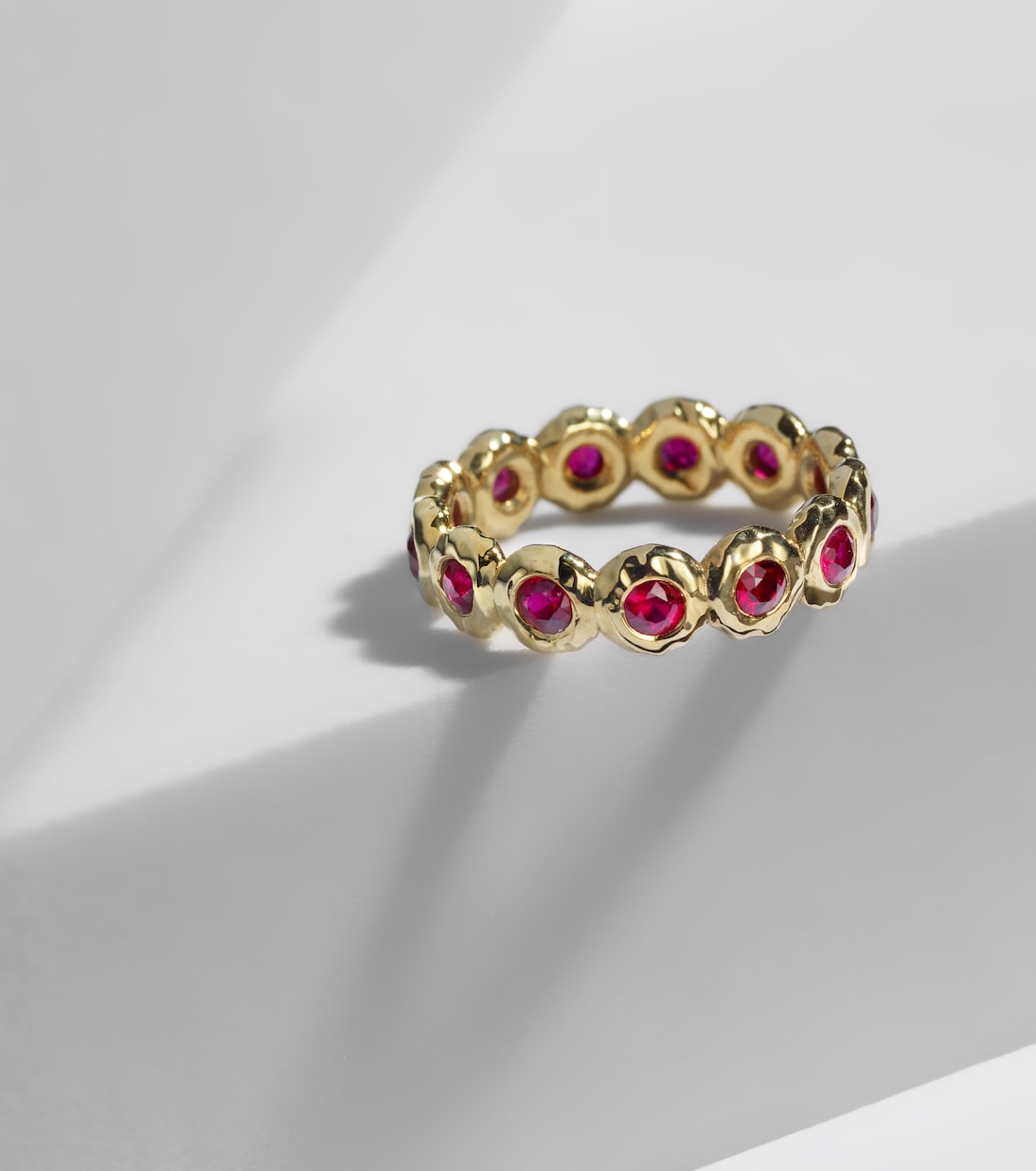 Bague d’éternité Nesting Gem en or 18 ct et rubis | Octavia Elizabeth