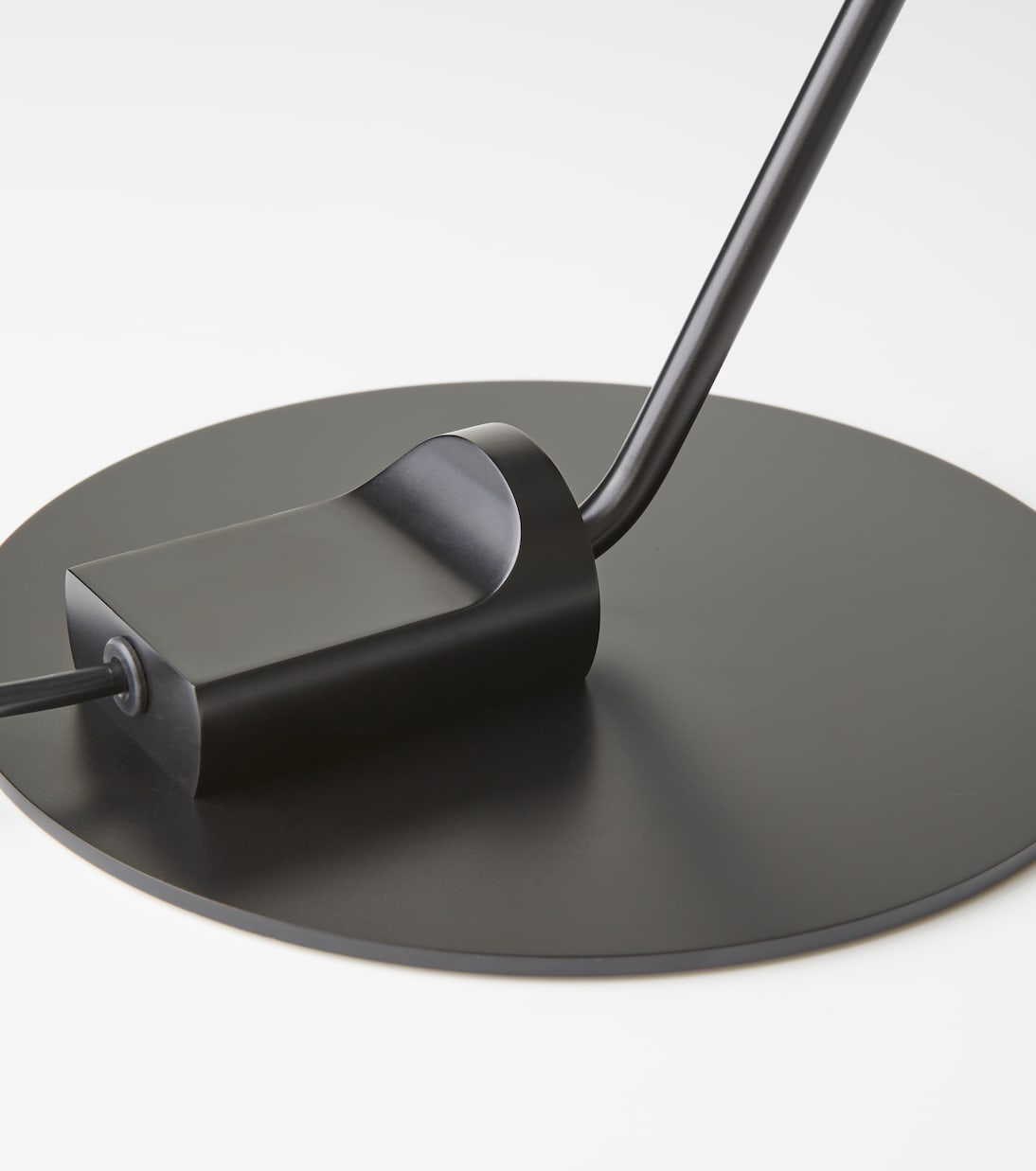 Domo table lamp by Joe Colombo, UK plug | Karakter