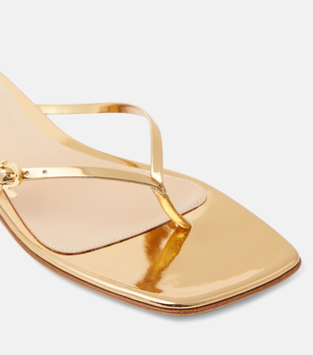 Sandali infradito in pelle metallizzata | Gianvito Rossi