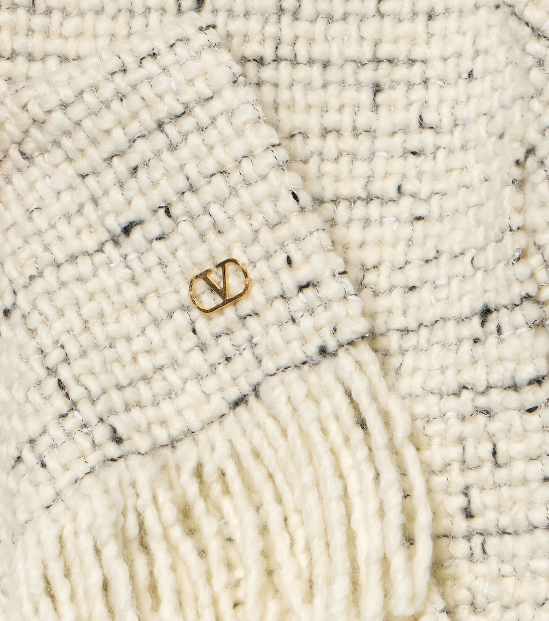 Sciarpa in misto lana con logo V di VALENTINO, stile giovane e trendy