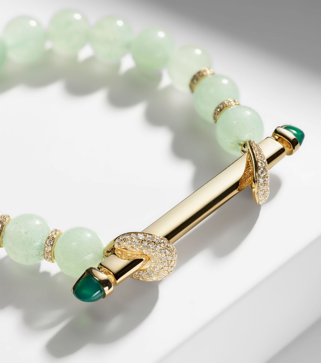 Bracciale in oro 18kt ANANYA Chakra con pietre preziose, stile giovane e moderno