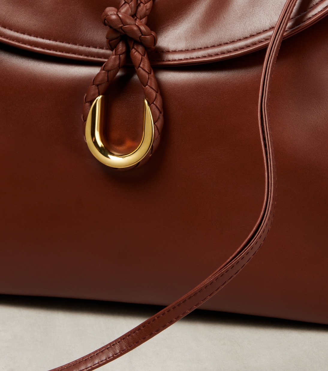Schultertasche Liberta Medium aus Leder | Bottega Veneta