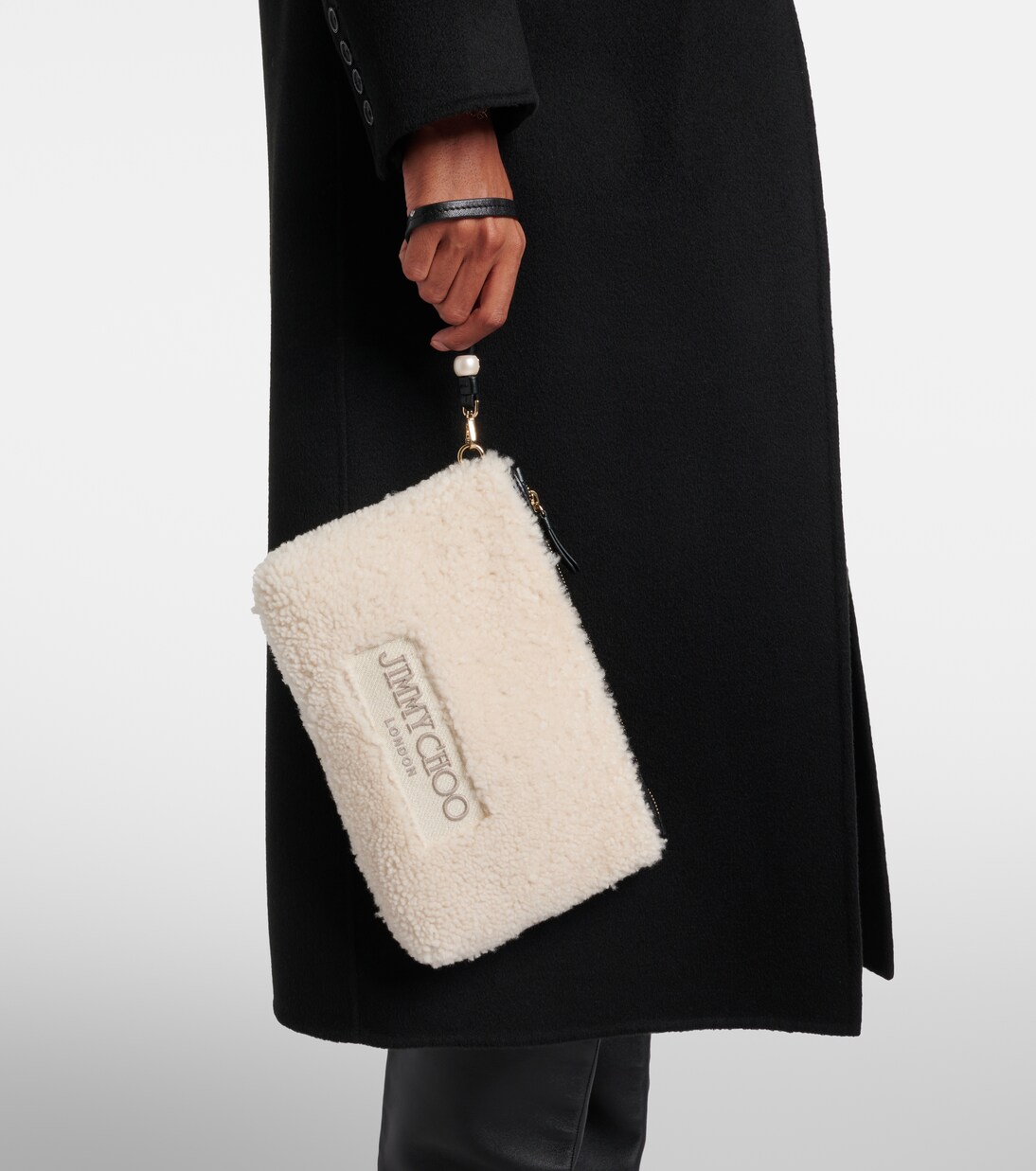 Bustina in shearling con logo e tracolla | Jimmy Choo