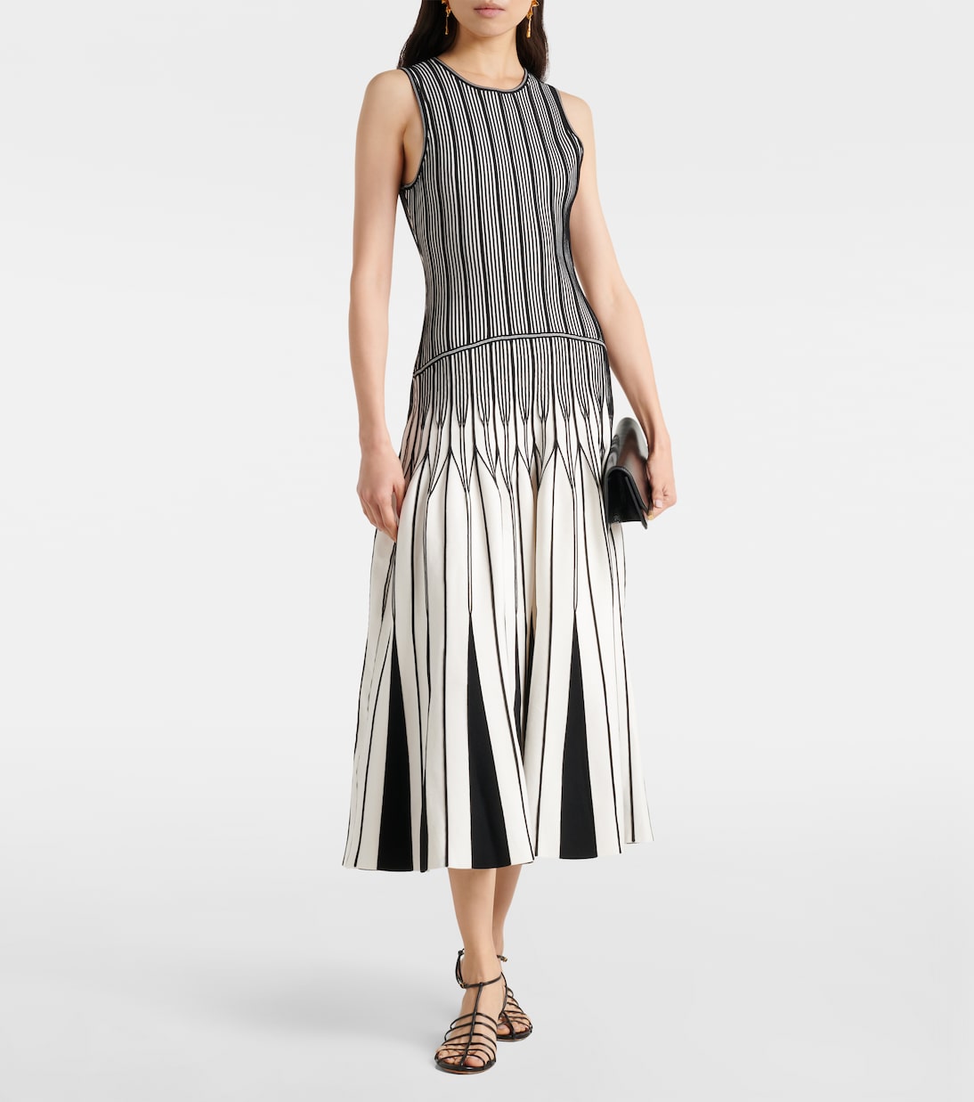 Oaklen knitted midi dress | Simkhai