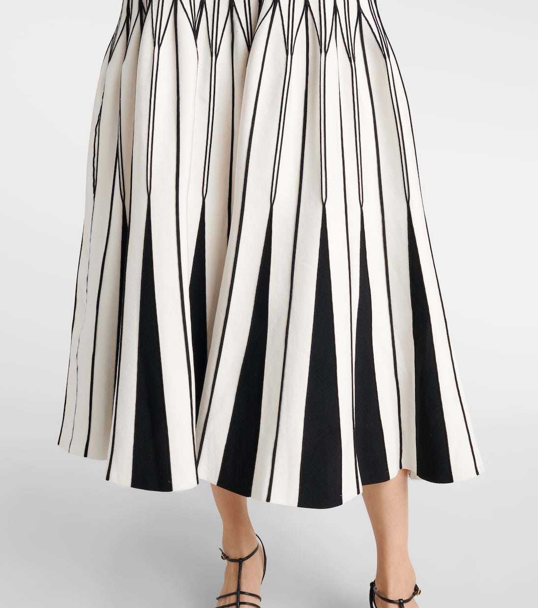 Oaklen knitted midi dress | Simkhai