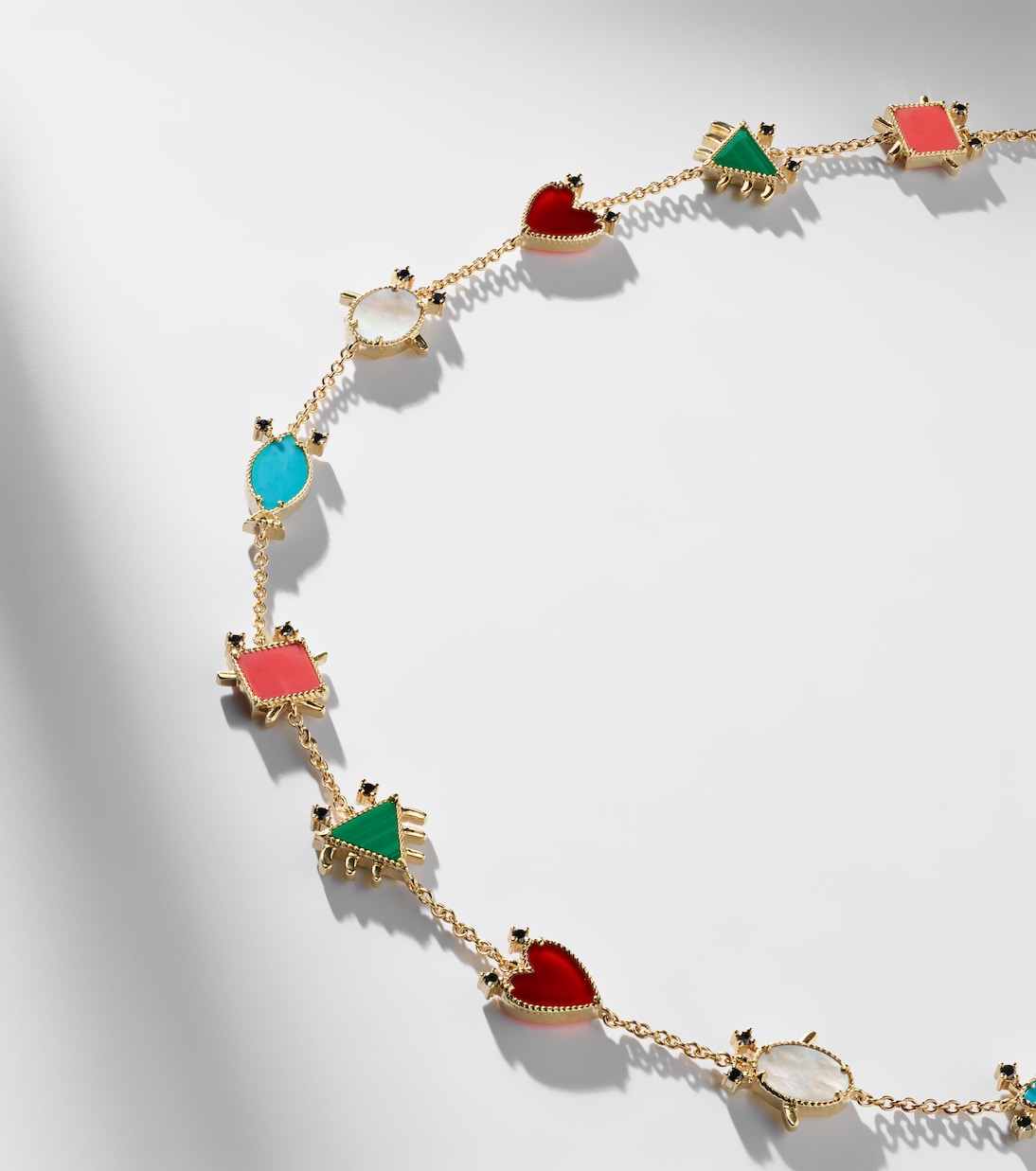 Halskette Petits Personnages aus 9kt Gelbgold (375/1000) mit Edelsteinen | Yvonne Léon