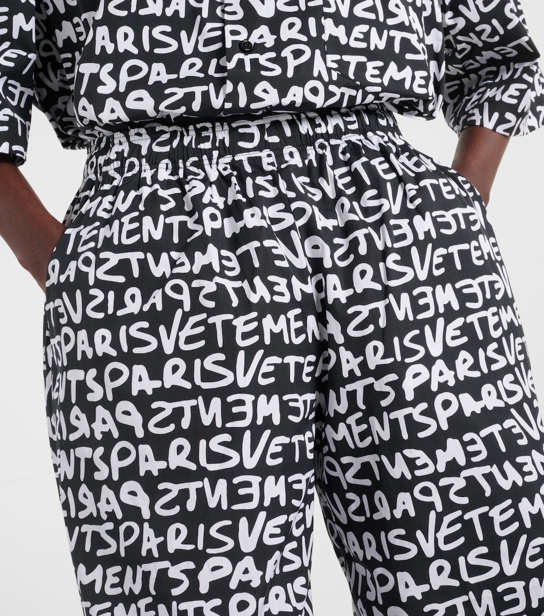 Weite High-Rise-Hose aus Baumwolle | Vetements