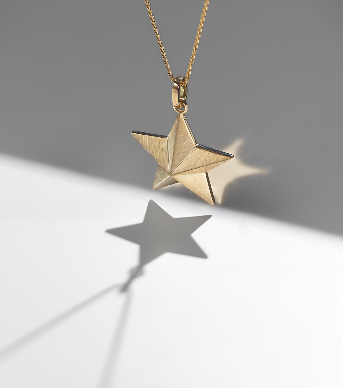 Collier Jumbo Star en or 18 ct  | Marie Lichtenberg