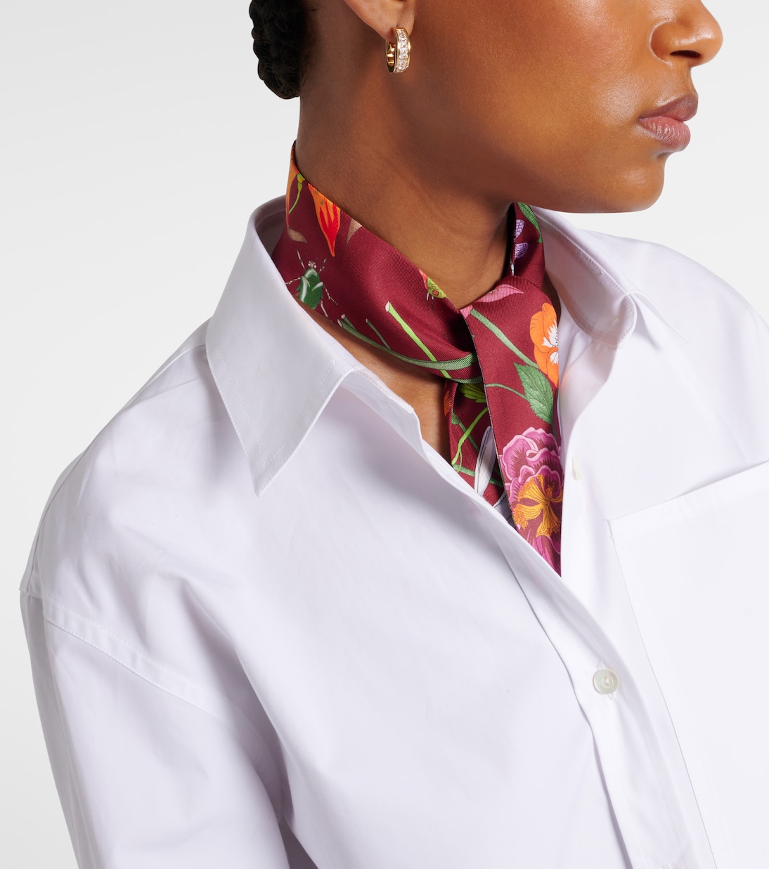 Foulard in twill di seta con stampa | Gucci