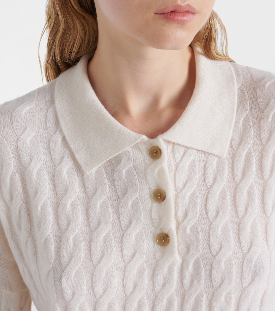 Polo Magnolie in cashmere a trecce | Lisa Yang