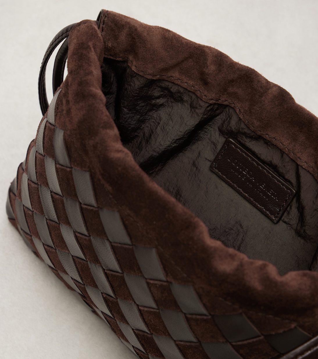 Clutch Dustbag Mini aus Leder | Bottega Veneta