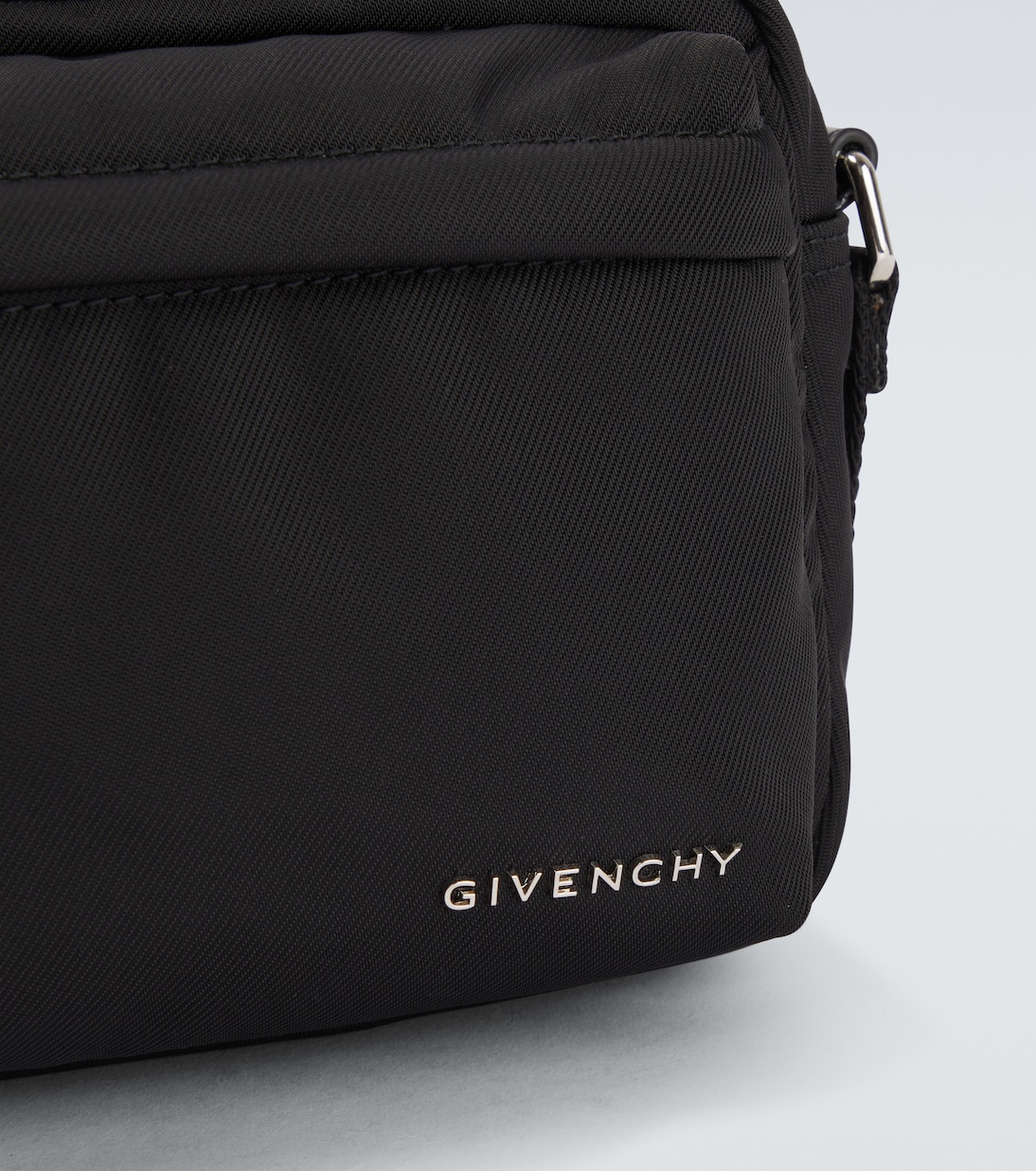 Essential crossbody bag | Givenchy