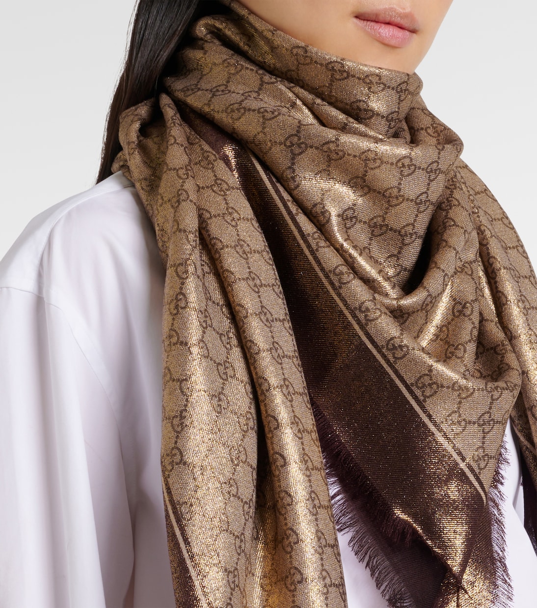 Sciarpa in lana GG jacquard firmata GUCCI, stile giovane e trendy