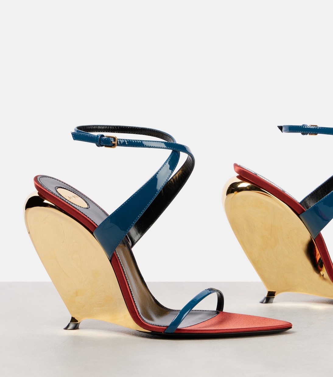 Sandalias con cuña Tallulah 110 de charol | Saint Laurent
