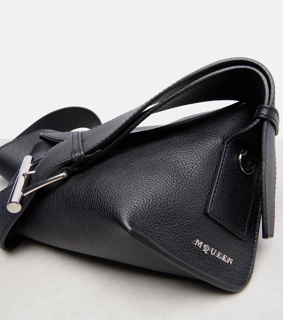 Sac T-Bar en cuir | McQueen