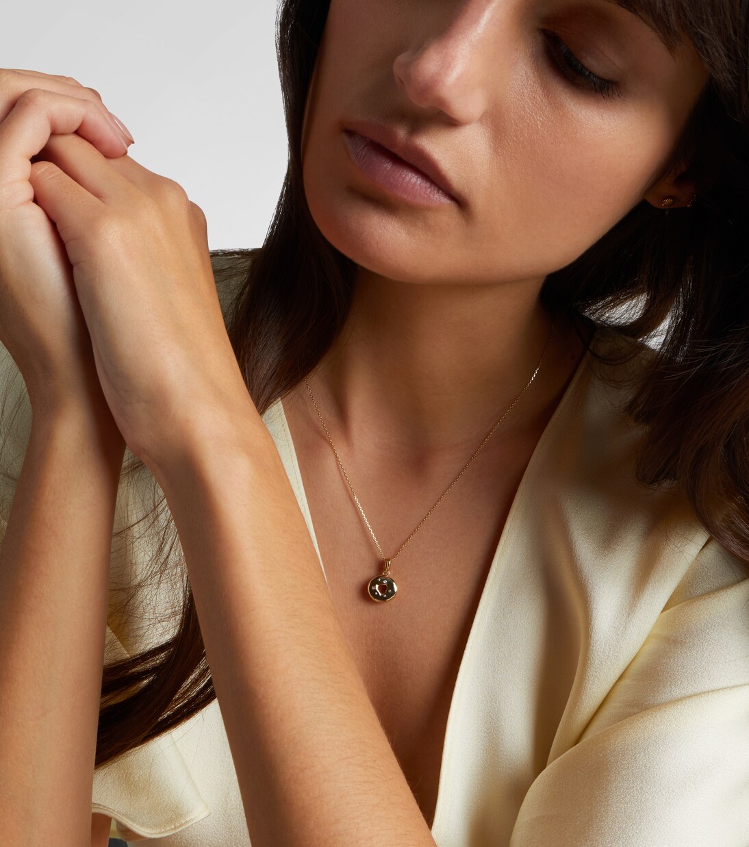 Bagel Brunch 14kt gold pendant necklace with diamonds | Stone and Strand