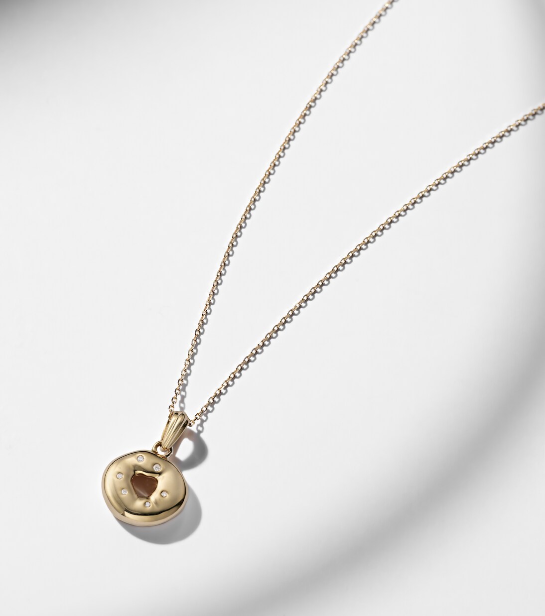 Bagel Brunch 14kt gold pendant necklace with diamonds | Stone and Strand