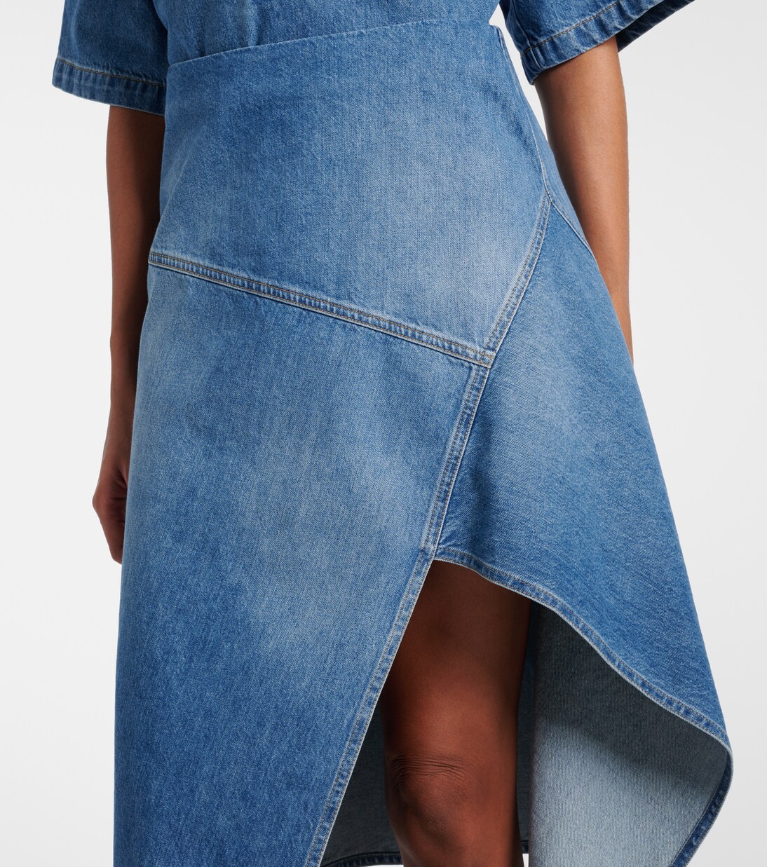 Falda midi de denim asimétrica | Plan C