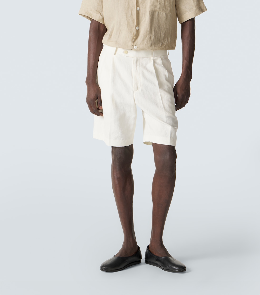 Pleated wool, cotton, and linen shorts | Auralee
