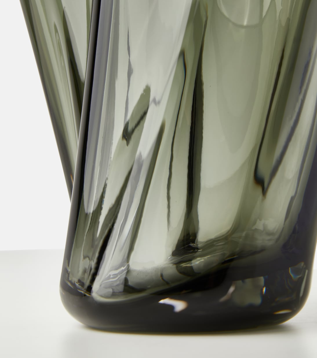 Aer glass vase | Audo Copenhagen