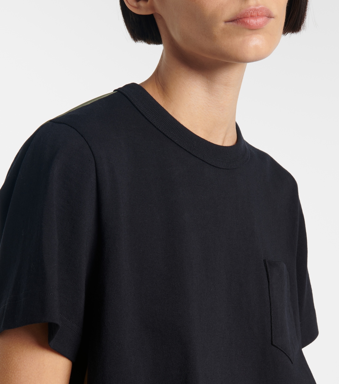 T-shirt in jersey di cotone e twill | Sacai