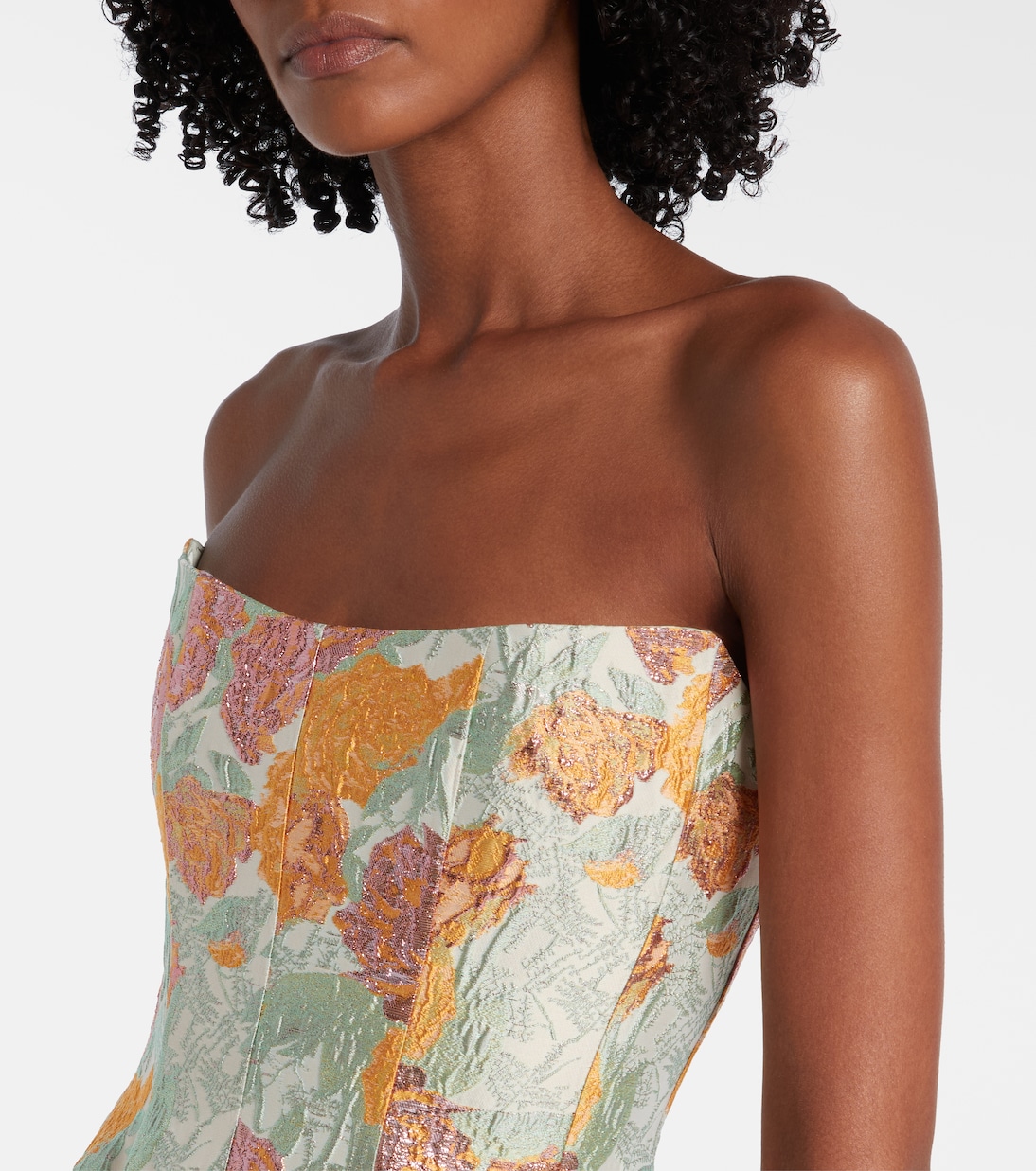 Robe longue en brocart à fleurs | Markarian