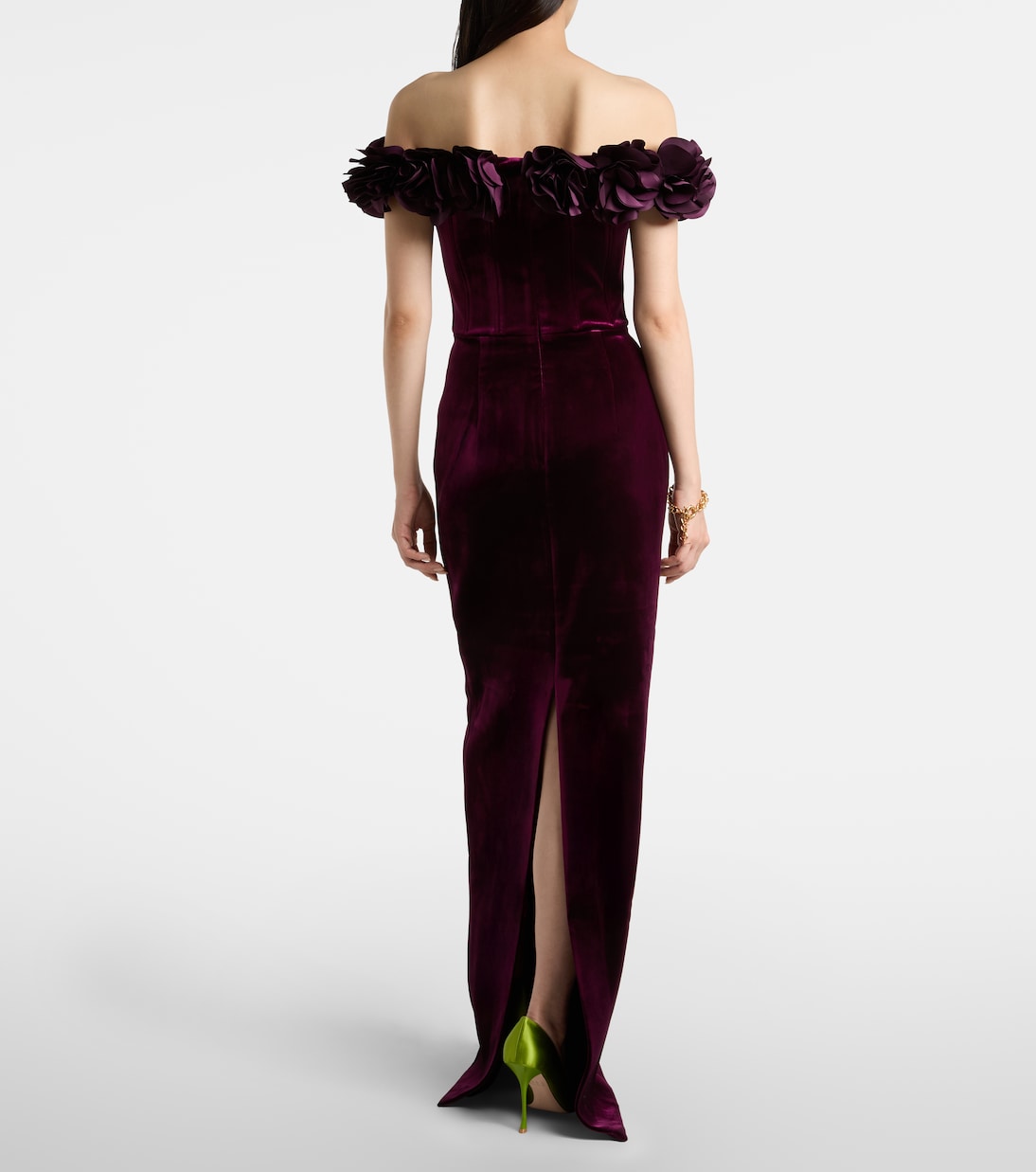 Abito lungo off-shoulder Charles in velluto | Rebecca Vallance