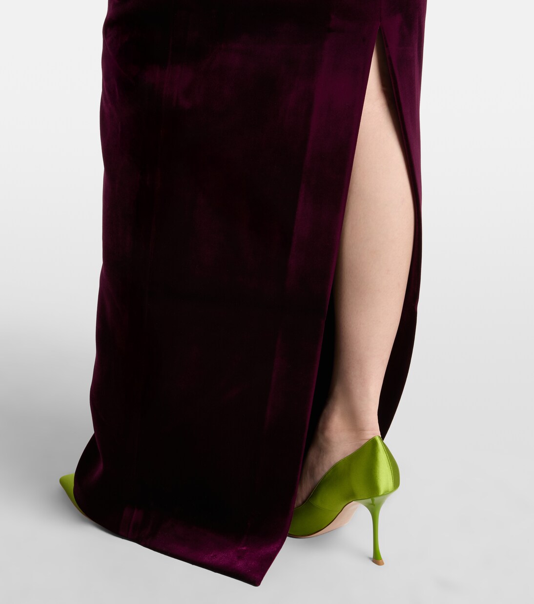 Abito lungo off-shoulder Charles in velluto | Rebecca Vallance
