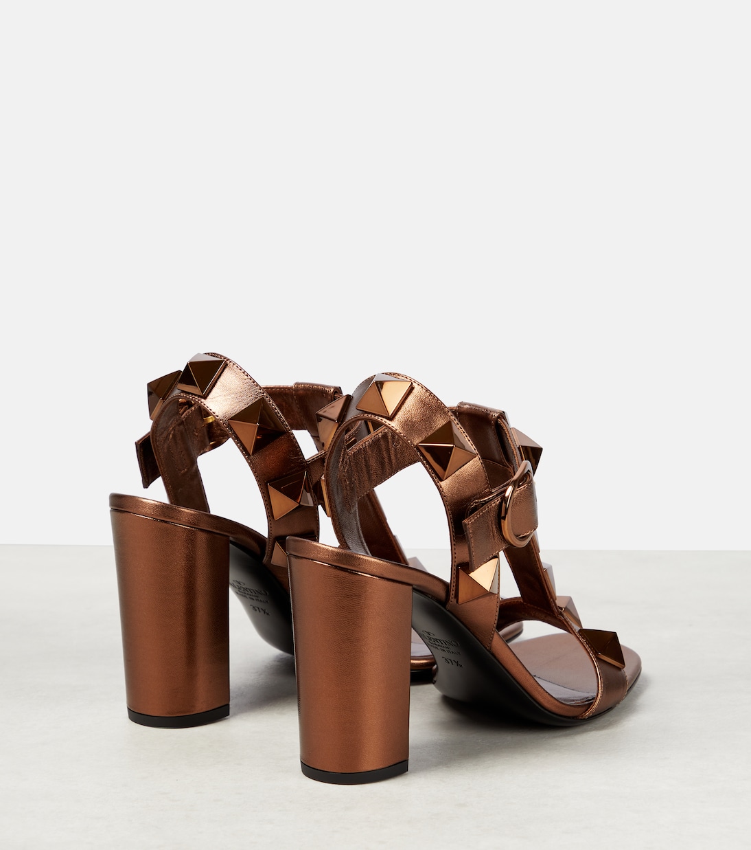 Sandalen Roman Stud 90 aus Metallic-Leder | Valentino Garavani