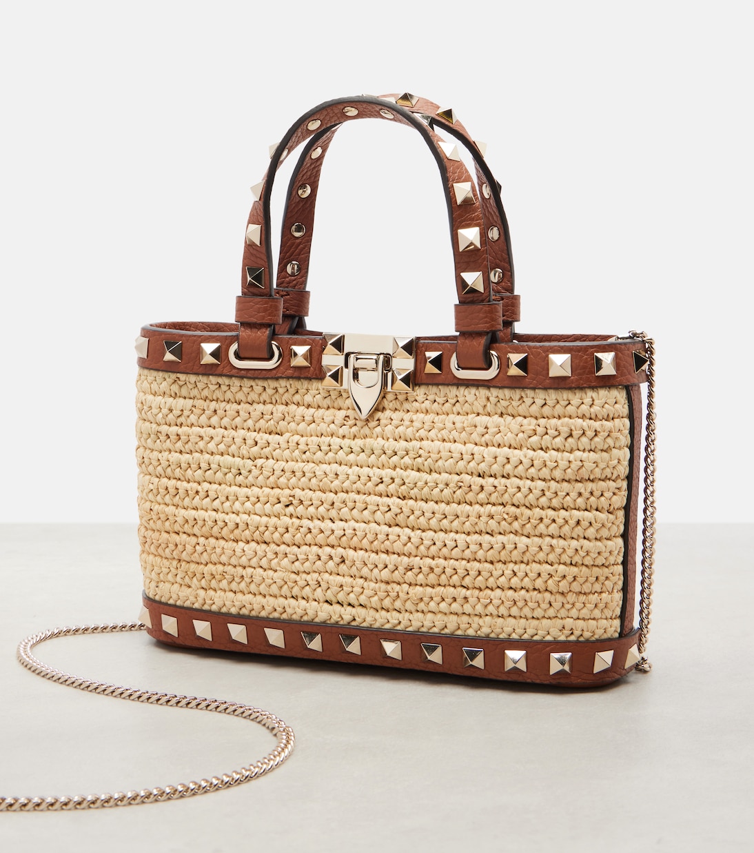 Rockstud Mini raffia tote bag | Valentino Garavani